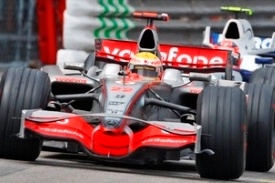 Vedoucí závodník mistrovství světa, Lewis Hamilton Vedoucí závodník mistrovství světa, Lewis Hamilton